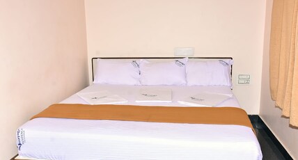 Vinayaga Residency | Rooms & Wi-Fi Room Type - Deluxe Double Bed NON AC