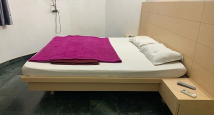 Hotel Mountway Room Type - Deluxe AC