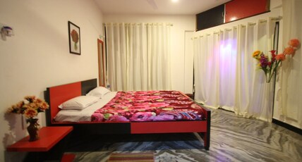 Hotel Simon King Room Type - Semi Deluxe Non AC Room