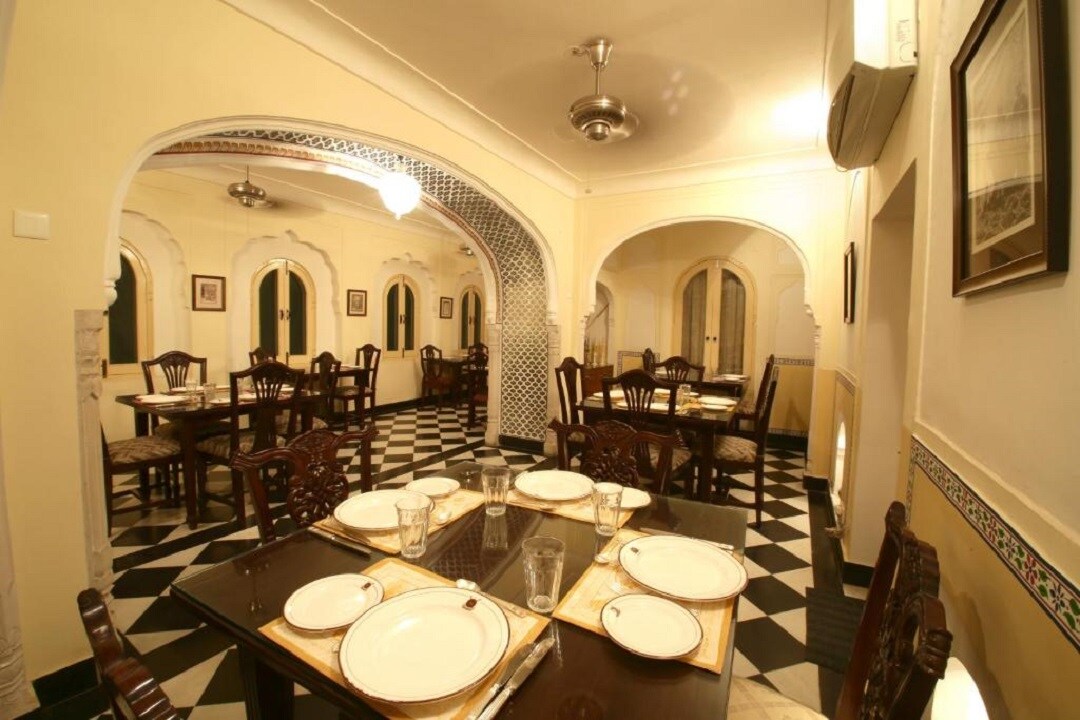 Khatu Haveli and Homestay - Tap to explore photos