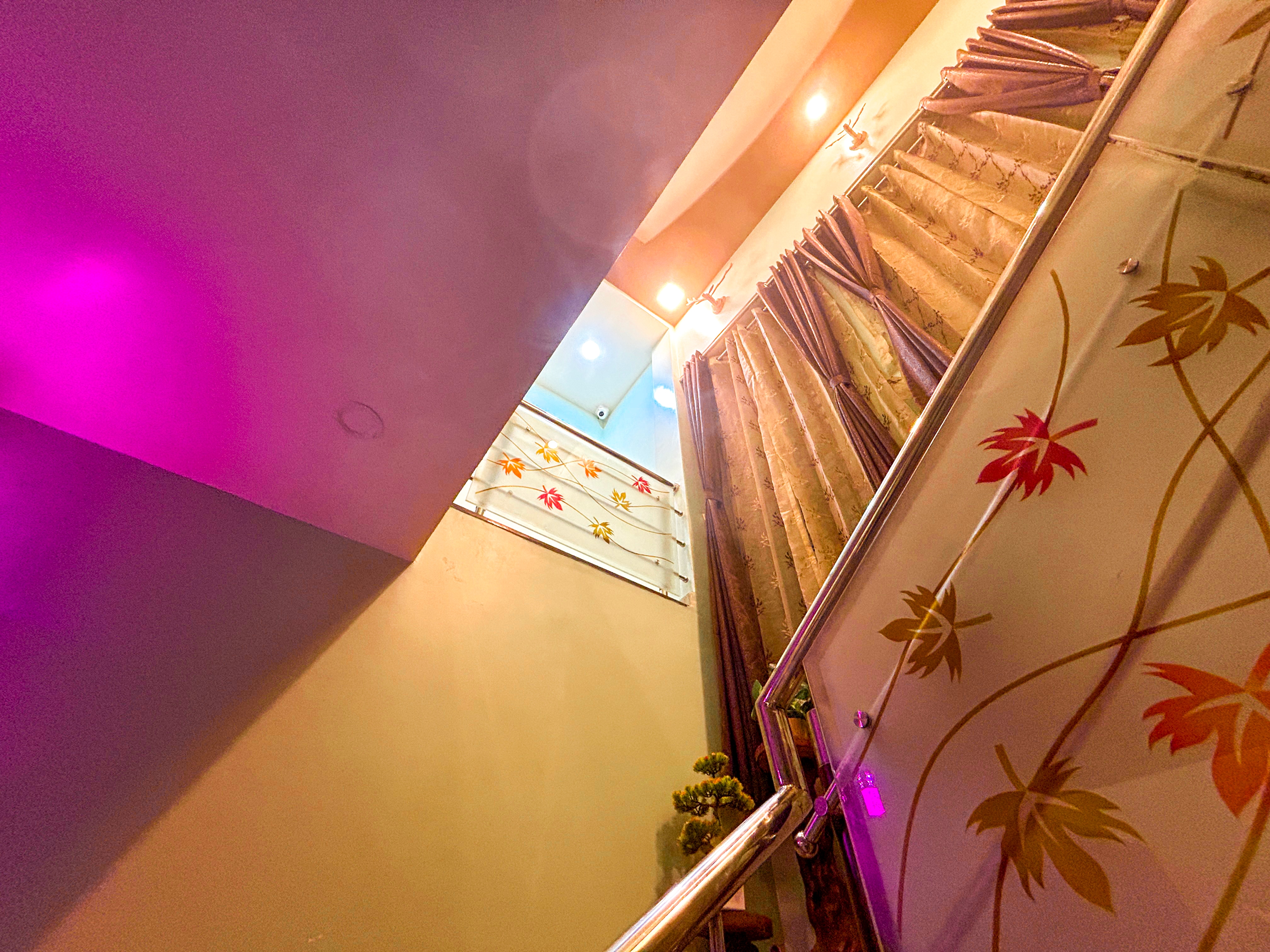 JFZ Homestay - Tap to explore photos