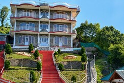 Hotel Victoriya Palace