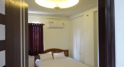 Madhusudan Room Type - Semi deluxe room