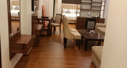 MB Greens- Clarks Inn Moradabad Room Type - Mini Suite with King Bed MB Greens- Clarks Inn Moradabad Room Type - Mini Suite with King Bed