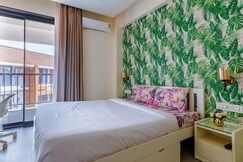 Olive Door | 1 BHK Suite | Near Candolim beach.