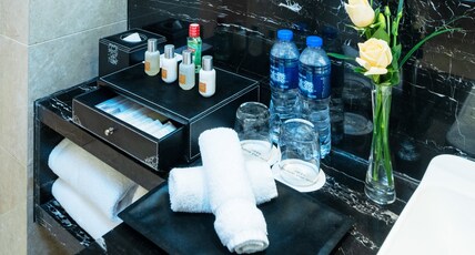 Crowne Plaza XI'AN Room Type - 2 Twin Standard Lounge Access