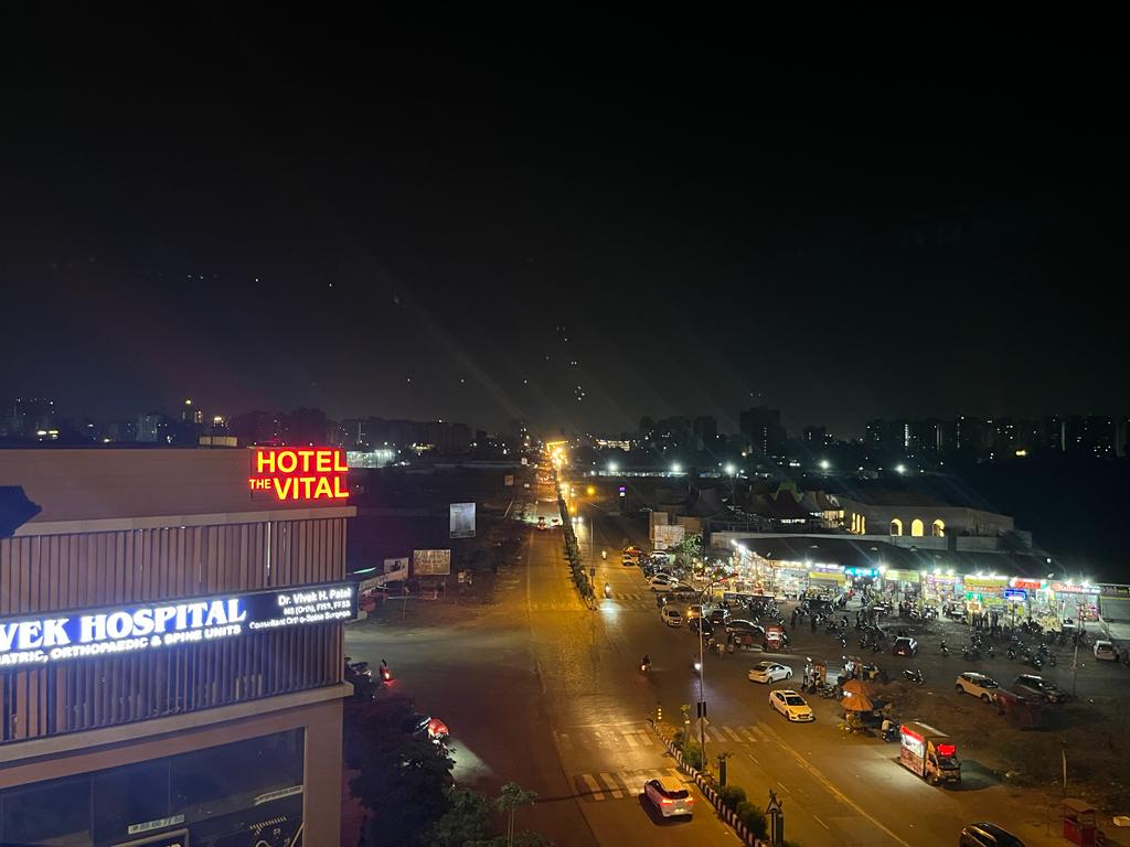 HOTEL THE VITAL - Tap to explore photos