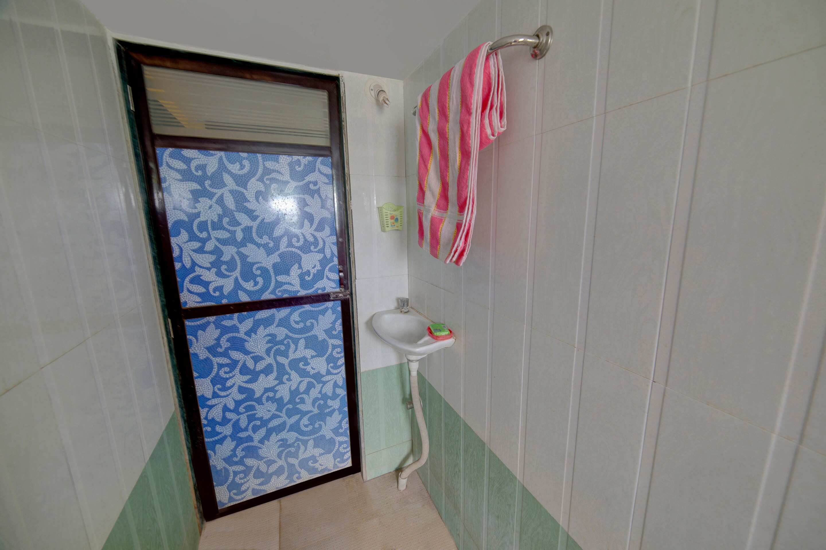 Dattaraj Cottage | Rooms & Caretaker - Tap to explore photos