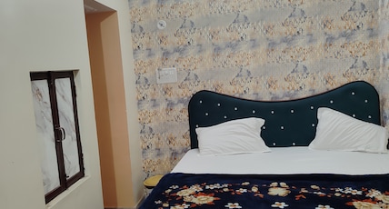 Pinaki guest house Room Type - Shri Assi (3rd floor)