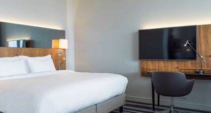 Radisson Blu Airport Terminal Hotel, Stockholm-Arlanda Airport Room Type - Premium Room - Scandinavian Style Radisson Blu Airport Terminal Hotel, Stockholm-Arlanda Airport Room Type - Premium Room - Scandinavian Style
