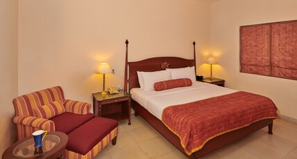 The Lalit Traveller Khajuraho Room Type - Traveller Room King Bed