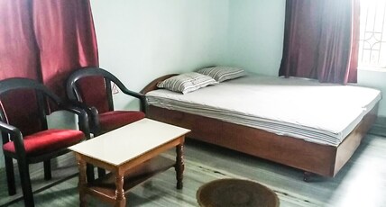 Hotel Prince Room Type - Deluxe Room (Non A/C)