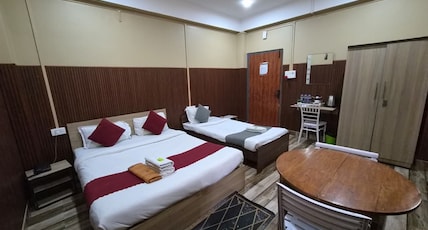 Hotel Pohor Regency -10 minutes travel to Kamakhya Temple Room Type - Triple Room Hotel Pohor Regency -10 minutes travel to Kamakhya Temple Room Type - Triple Room