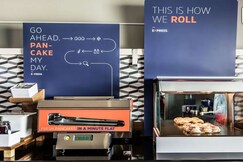 Holiday Inn Express & Suites-Regina-South