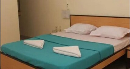 Hotel Chandrawali By WB Inn Room Type - DELUXE AC FAMILY ROOM