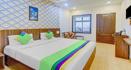 Itsy Hotels Igloo Residency, 400 Meters From Raja Seat Garden Room Type - Standard Room