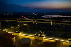 Azure Views Supernova Riverside