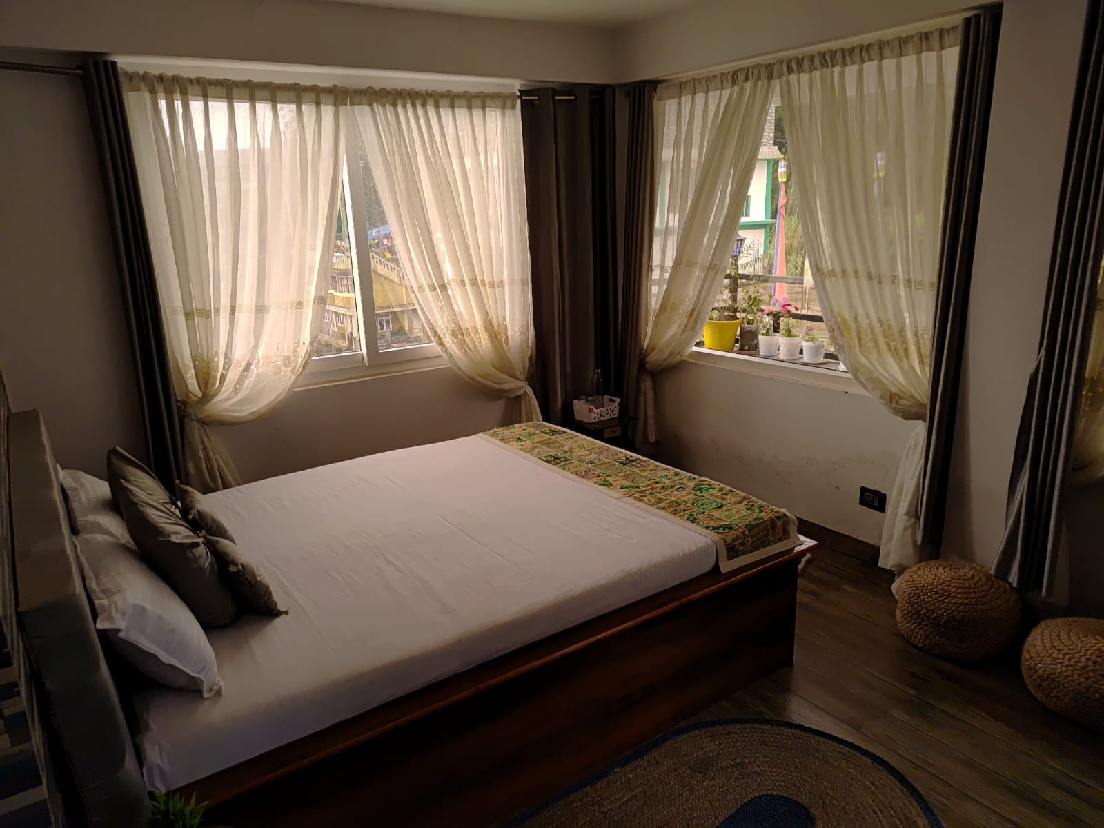My Home in the hills luxury homestay - Tap to explore photos