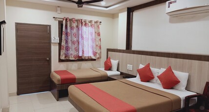 HOTEL NEEM TREE - HYDERABAD AIRPORT Room Type - Triple Non AC Room
