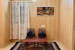 Kashi Homestay