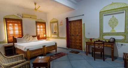 HOTEL BARSINGHA Room Type - Deluxe Double