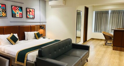 The Lemongrass Hotels Room Type - Suite Room