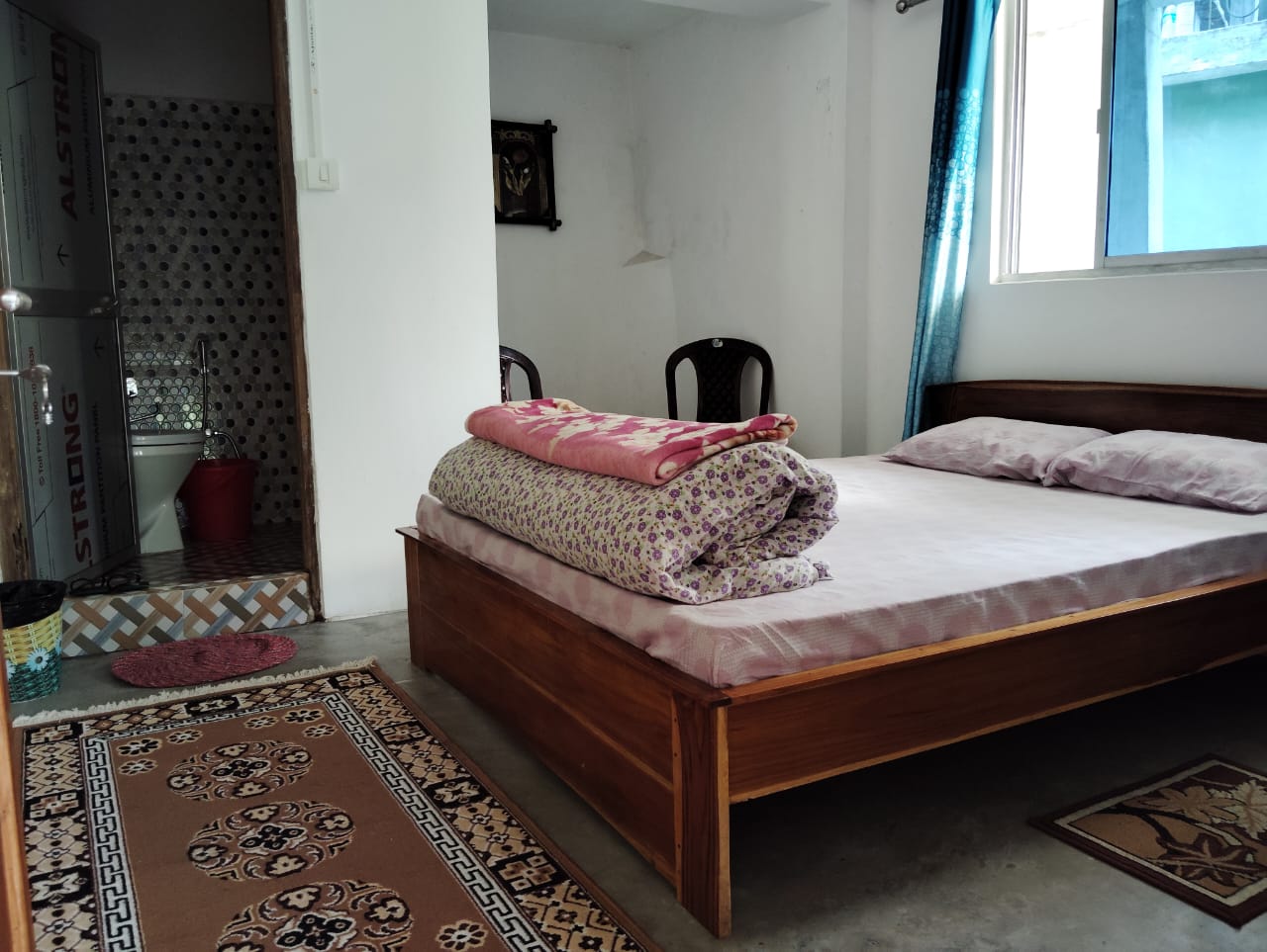 Parvi Homestay 4 km from Chowrasta Market - Tap to explore photos