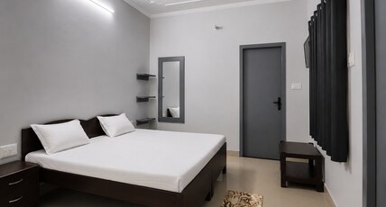 HOTEL RANTHORA Room Type - Deluxe - 4