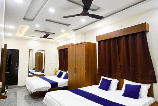 HOTEL G17 AND RESTAURANT