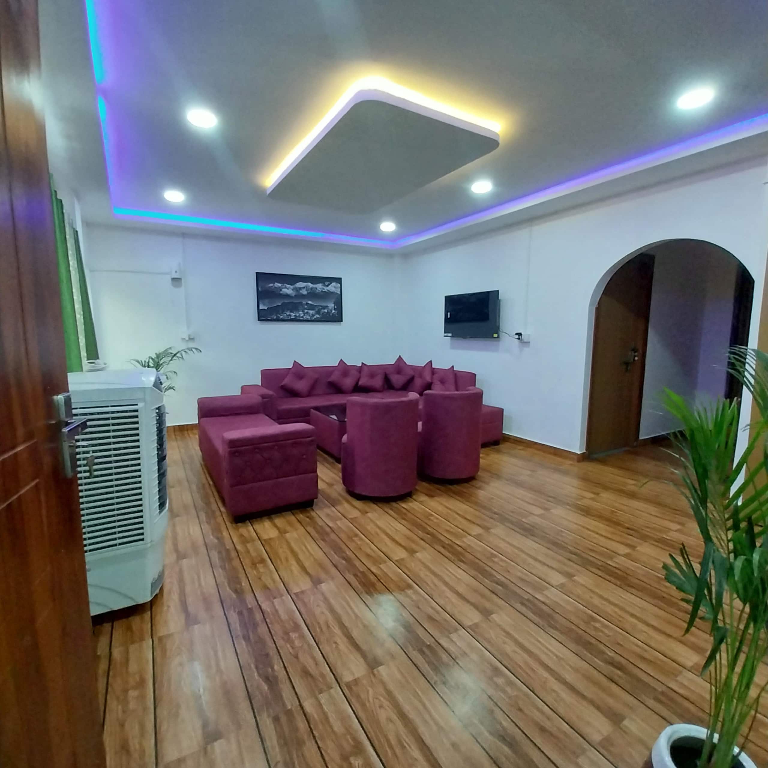 Sukna Forest Retreat - Tap to explore photos