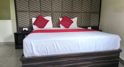 Hotel Shivansh Room Type - Super Deluxe  Room