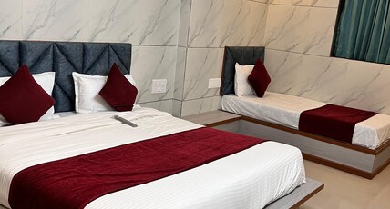 Hotel The Grand Pritam Room Type - Deluxe AC