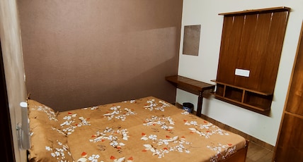 HIMALAYA INN GUEST HOUSE Room Type - ORDINARY ROOMS NON AC common washroom HIMALAYA INN GUEST HOUSE Room Type - ORDINARY ROOMS NON AC common washroom