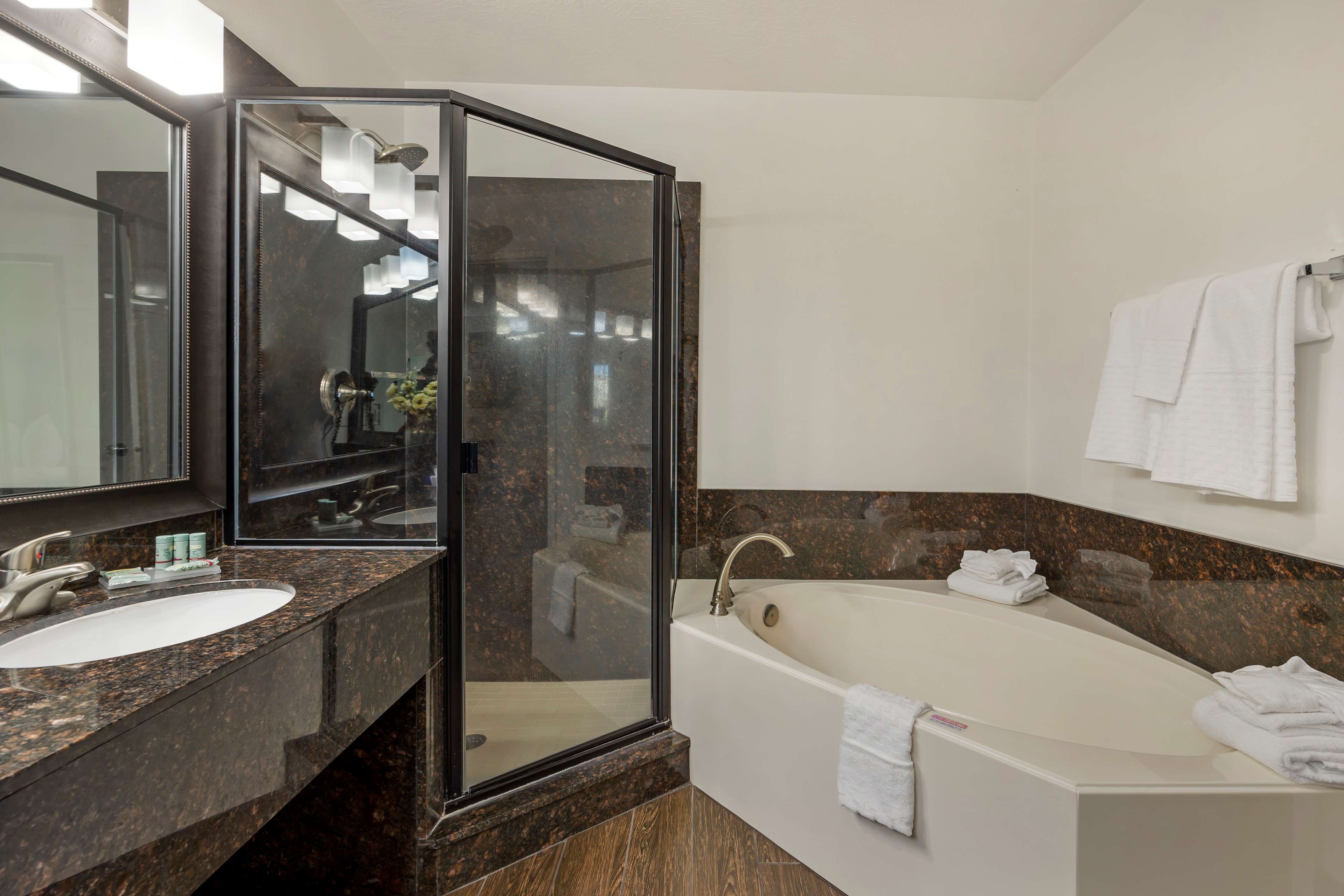 Best Western Mesquite Inn - Tap to explore photos