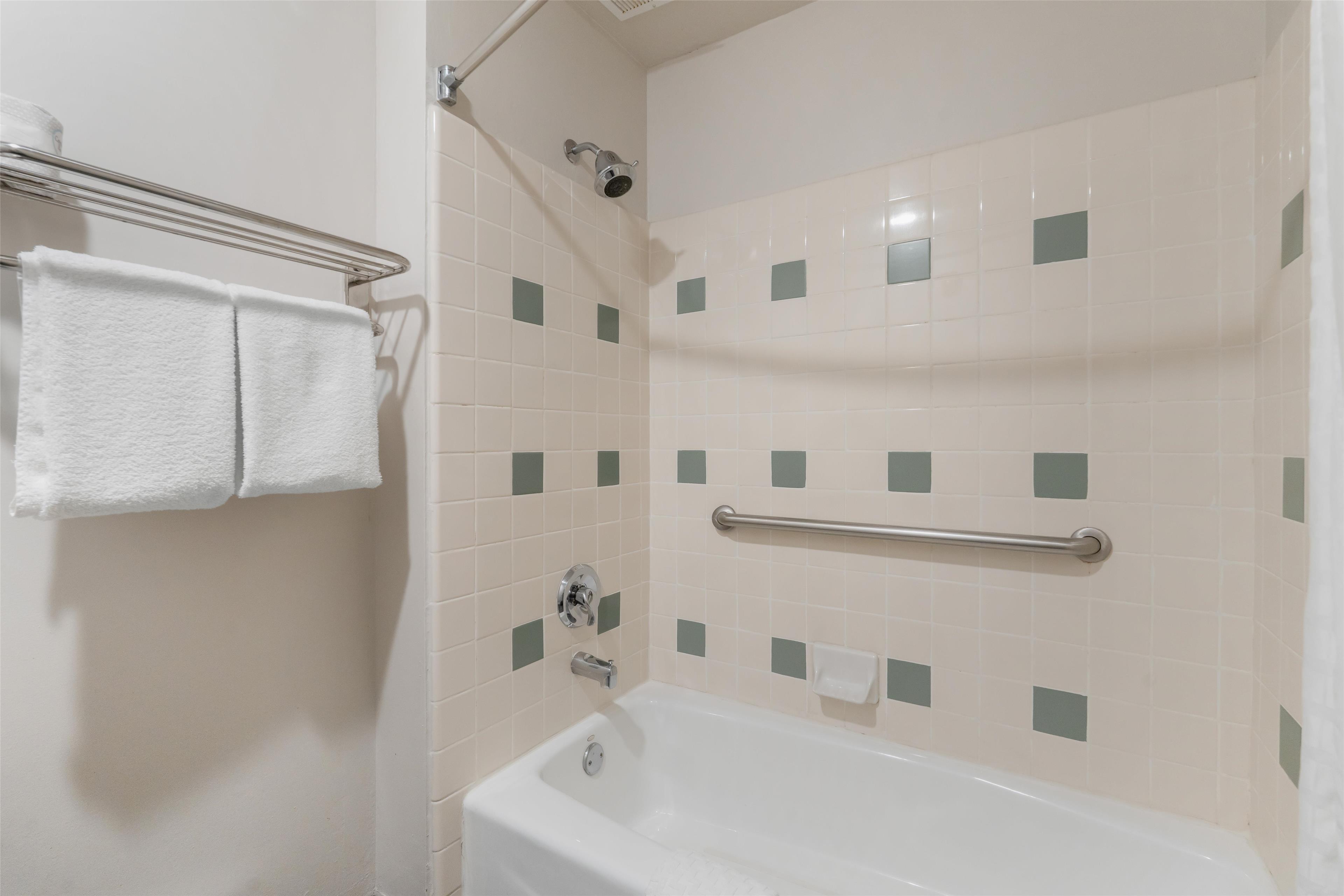 Best Western Plus John Jay Inn & Suites - Tap to explore photos
