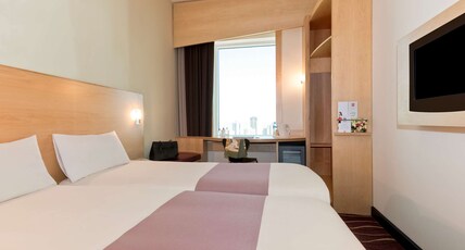 ibis Sharq Kuwait Room Type - Superior Room with twin beds, Panorama View with Extra benefits