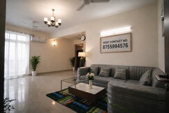 Skydeck Apartment 4BHK Near Taj