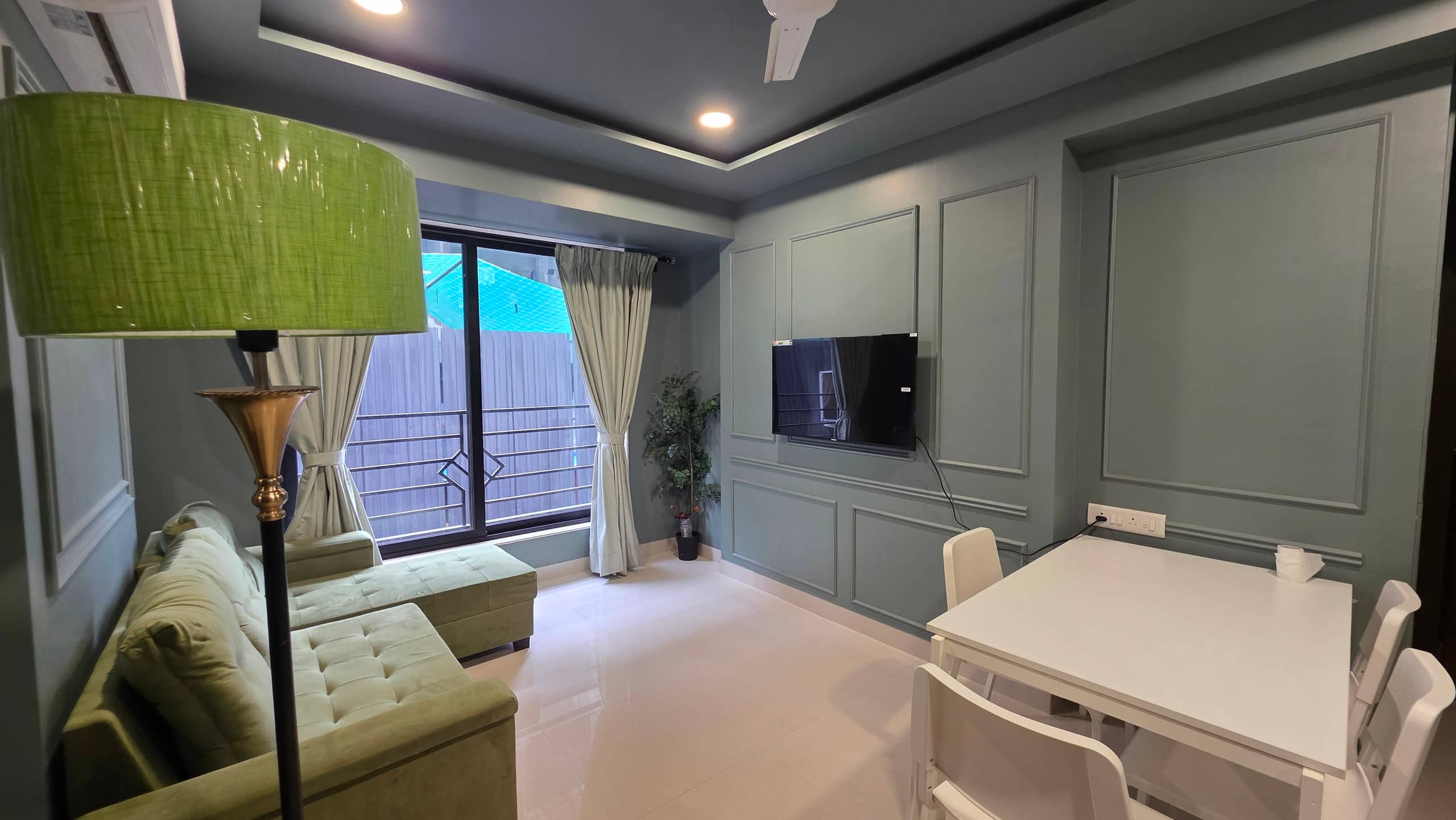 Fortune Crown 101- Luxurious Apartment - Tap to explore photos