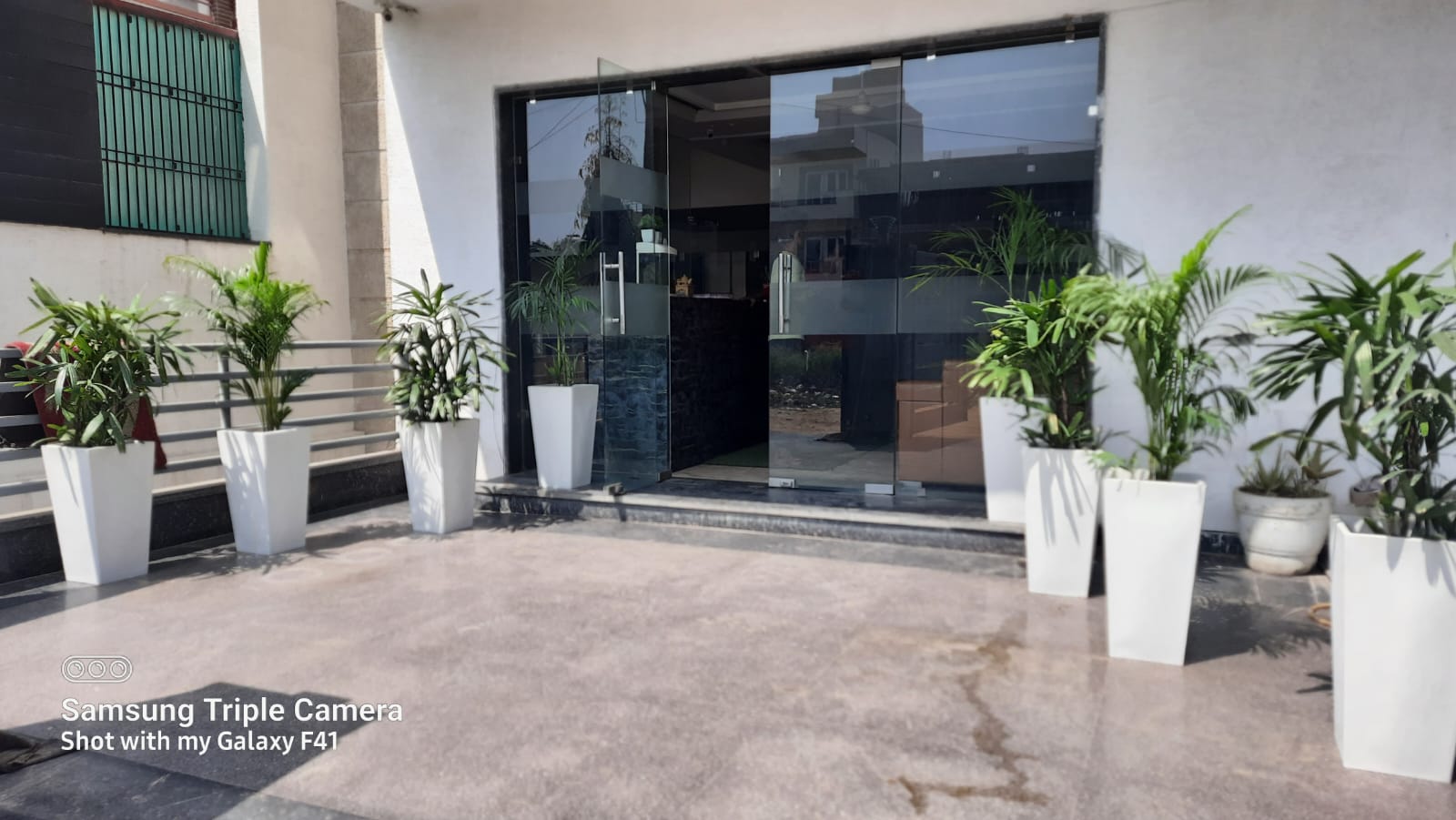 The Gleam Hotel - Tap to explore photos