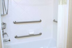 Hampton Inn & Suites Chesapeake-Square Mall