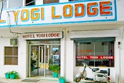Hotel Yogi Lodge 