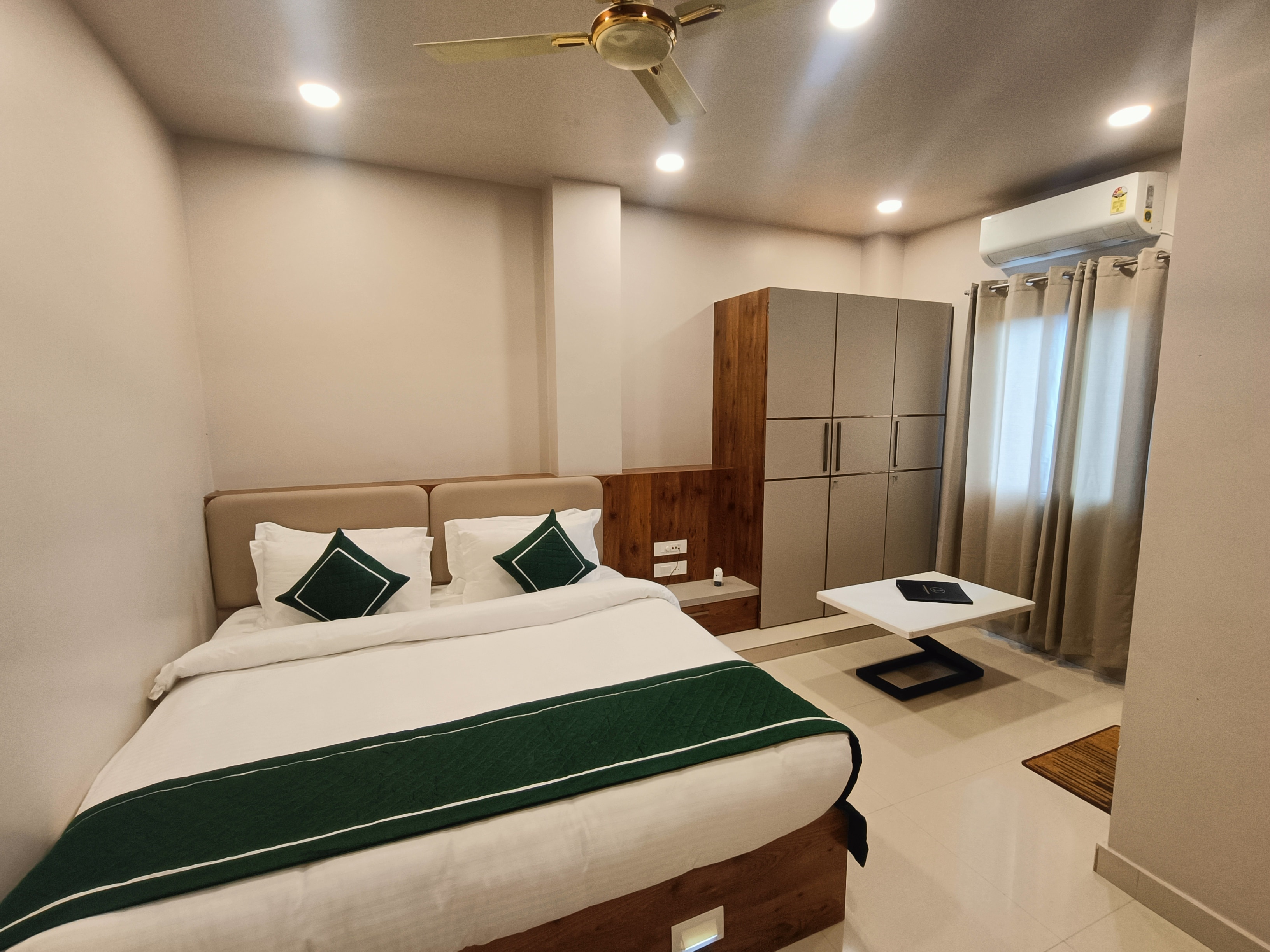 Hotel Subansiri - Tap to explore photos