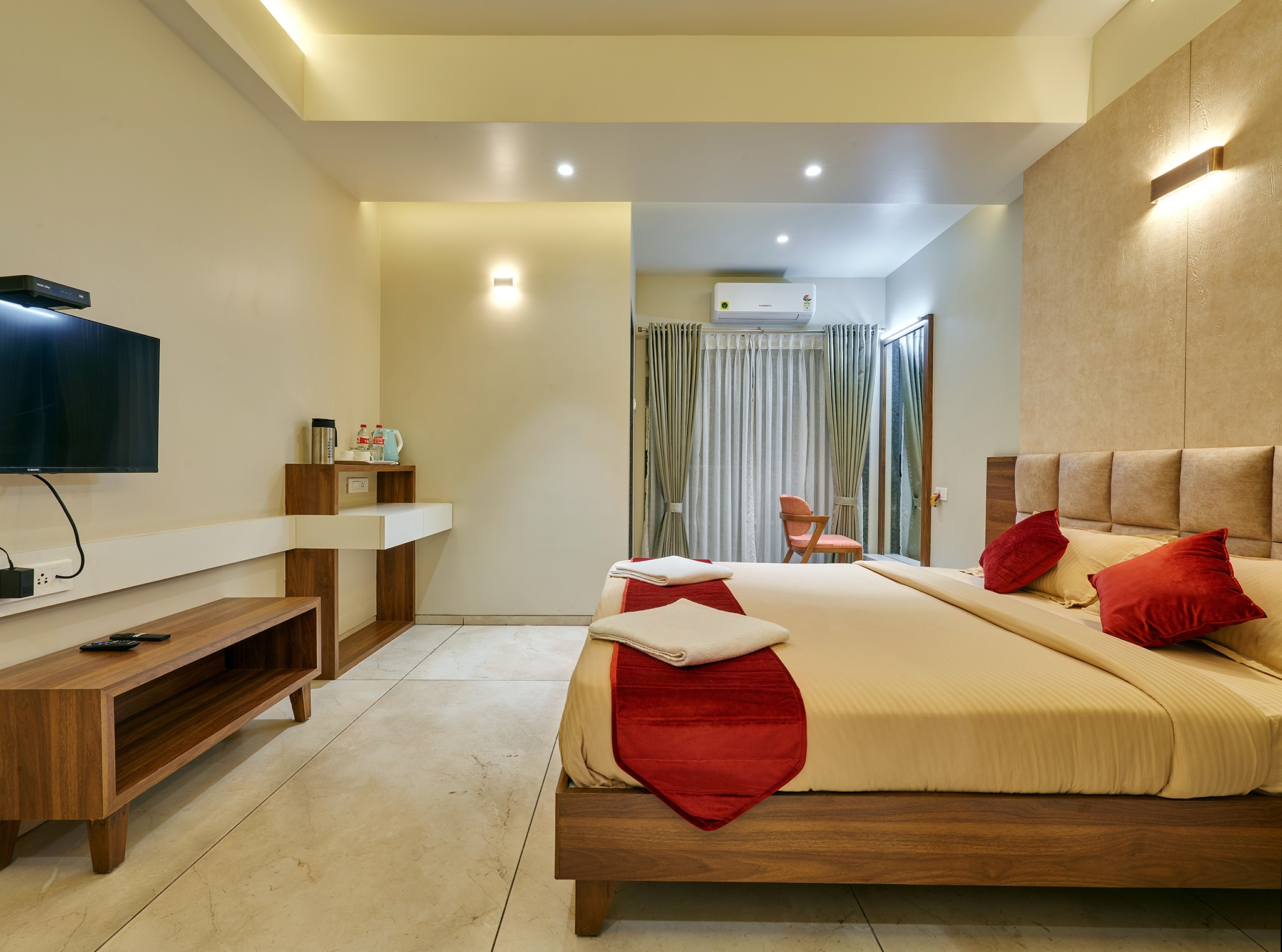 Hotel Swamini - Tap to explore photos