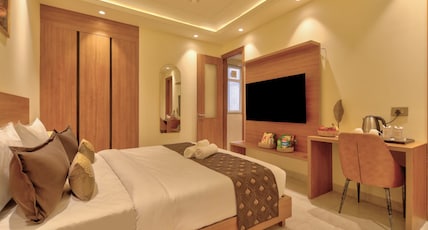 Hotel Stay Inn Near Delhi Airport Room Type - Deluxe Room with Free parking Hotel Stay Inn Near Delhi Airport Room Type - Deluxe Room with Free parking