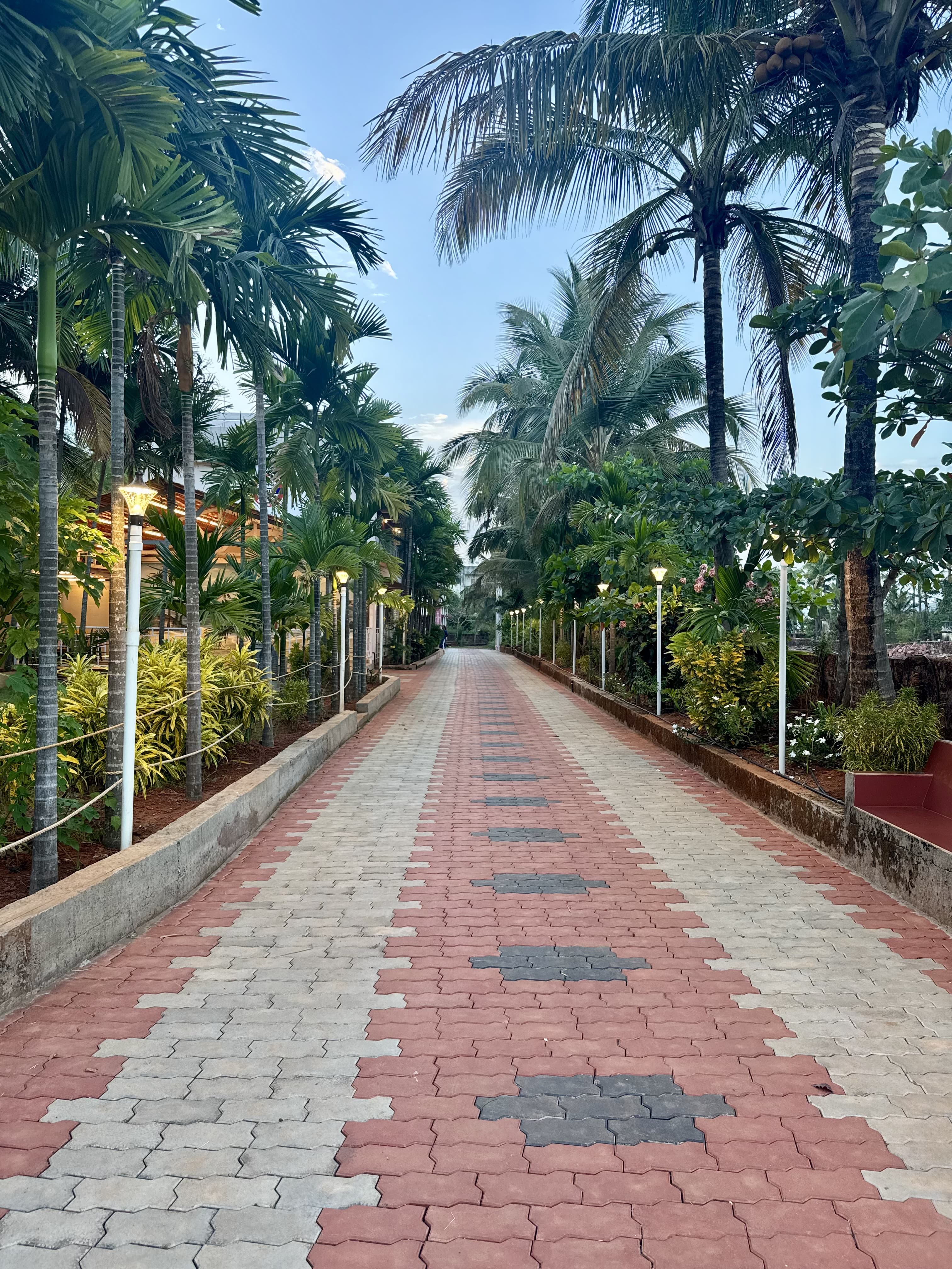 Hotel Malvani Days - Tap to explore photos