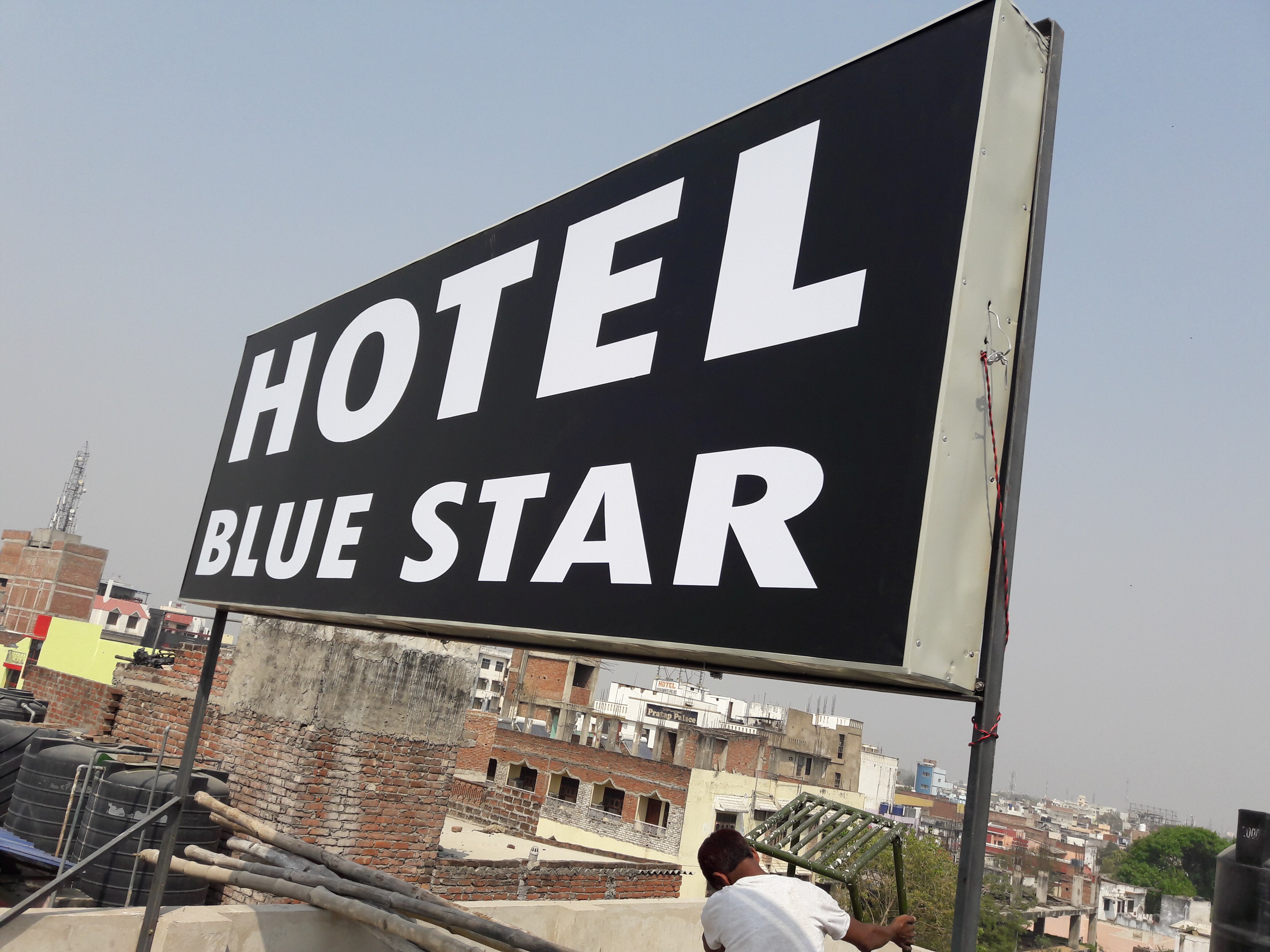 Hotel Blue Star - Tap to explore photos