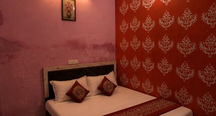 Shree Raghav Yatri Nivas Room Type - DELUXE NON AC 