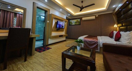 Hotel Royal Milad Room Type - Super Deluxe Rom Hot and Cold AC