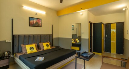 The Hosteller Kasol Room Type - Deluxe Double Room with Balcony x A Block