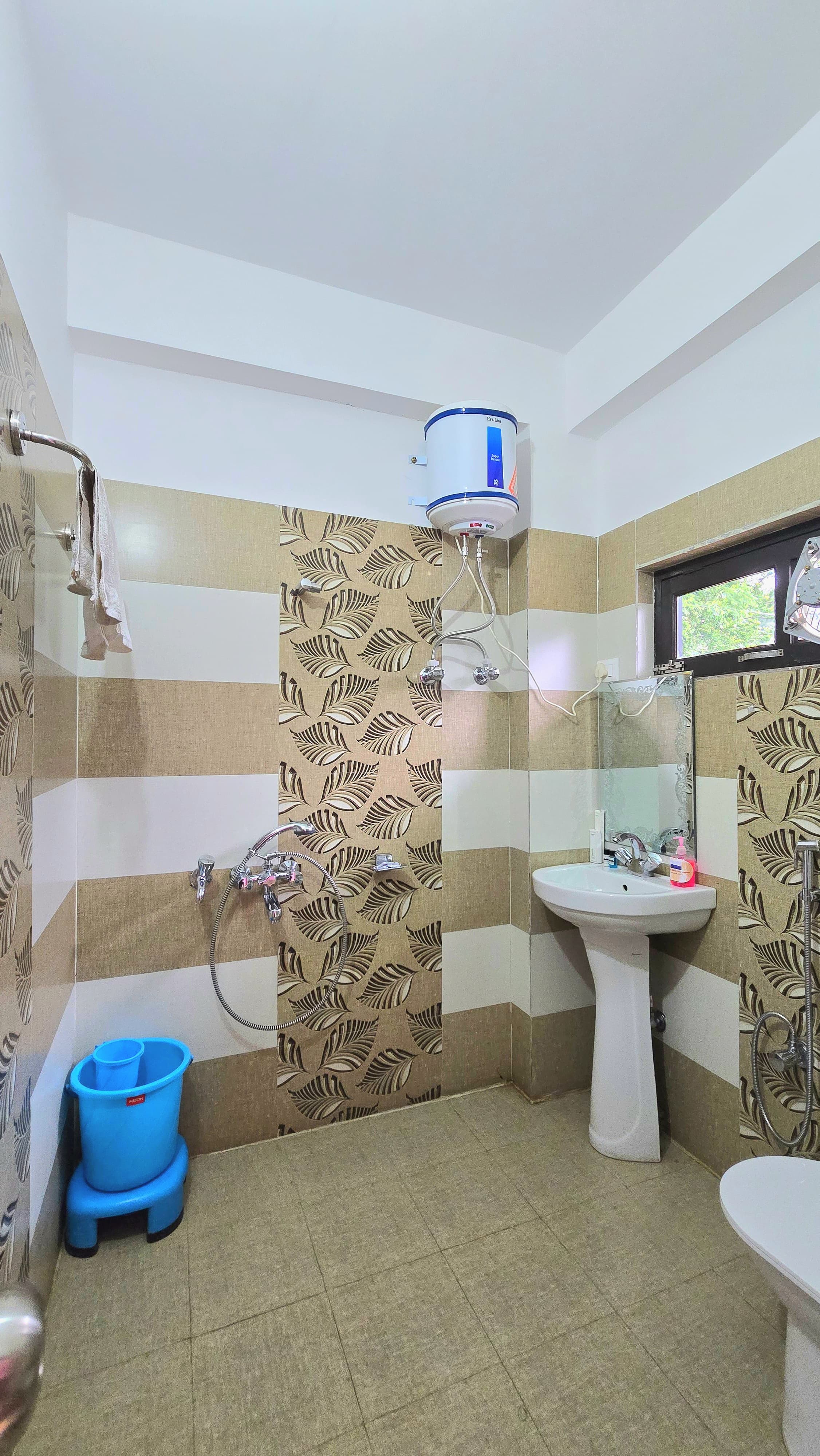 Shri Narayan Residency - Tap to explore photos